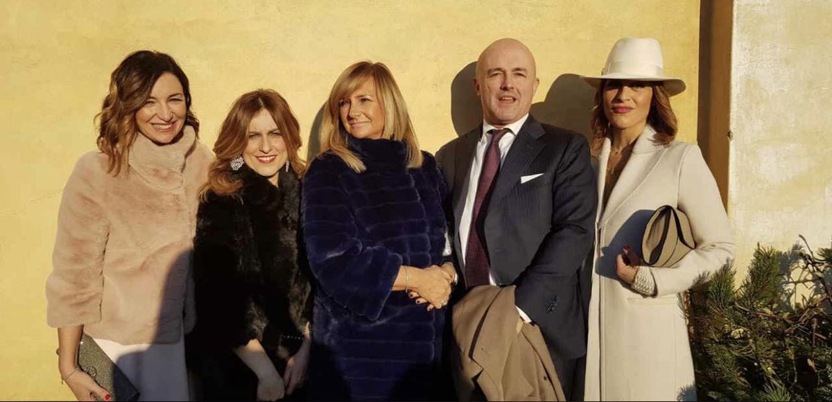 Tante professionalità a <a href="/QuartoGrado/">Quarto Grado</a>  con <a href="/francy_carollo/">Francesca Carollo</a> <a href="/SiriaMagri/">siria magri</a> <a href="/sebycutugno/">Sebastiana Cutugno</a>  <a href="/ElenaColombo75/">Elena Colombo</a>  prepariamoci alla puntata di stasera!!