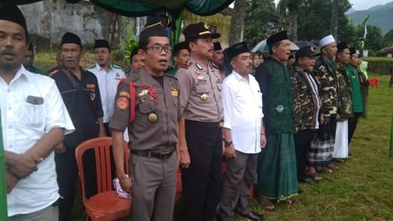 ableh45373782's tweet photo. Pembukaan PKD - Diklatsar Banser Pekuncen
Jumat, 18 Januari 2019
Semoga berjalan lancar
#ACMBanyumas #acm1028 #ansor #banser #ansorbanyumas #banserBanyumas https://t.co/dk5RFR0vE9