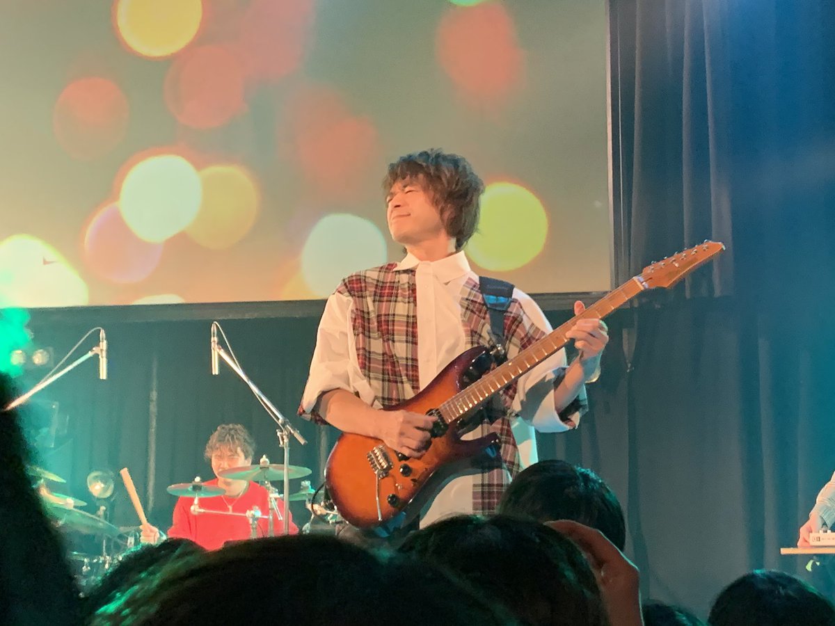 ぶたちゃん 最高でした 大好きなロストエンファウンドと世界五分前仮説がしっっかりと聞けたし本当に最高 そしてお二人が歌うウタカタ永焔鳥がまた聞けて最高 最高でした 有形ランペイジ ぶたちゃん 最高でした 大好きなロストエンファウンドと世界五分前仮説がしっっかりと聞けたし本当に最高 そしてお二人が歌うウタカタ永焔鳥がまた聞けて最高 最高でした 有形ランペイジ