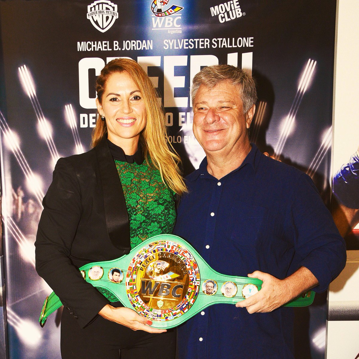 WBCBoxingAR's tweet photo. Exclusivos de Boxeo 🥊🔰😉 presentes en el Avant Premiere de @creedmovie Organizado por @WarnerBrosAr #CherquisBialo #Principi #Irusta #Nigrelli #Ragazza https://t.co/n1c8gsuFyR