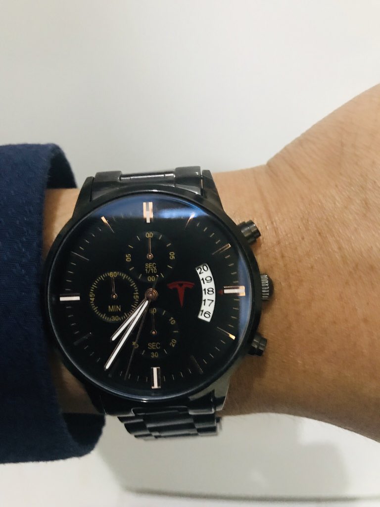 ramtanate's tweet image. This watch does not tell only time but it can also tell the start of sustainable revolution. @elonmusk @NYKChannel @Tesla 
#TeslaTimeMachine #CleanEnergyWillWin