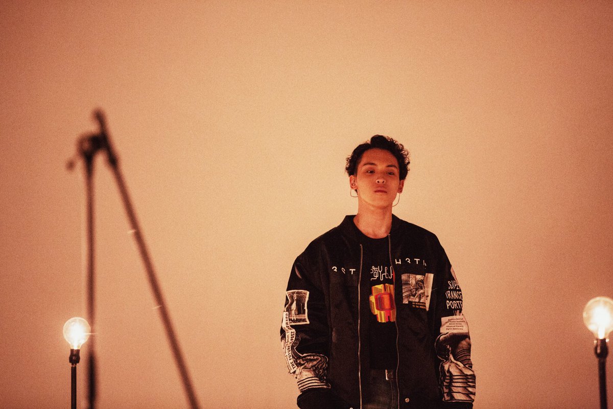 iamnovelcore's tweet photo. 今日、18歳になりました！生まれてから18年も経ったのかと思うと不思議な気分😂

"まだ"18歳ではなく、"もう"18歳って感覚。だから、今年は本当に頑張る。

CORE IS NEXT 🤘🏻🔥 https://t.co/z295ws5DRA