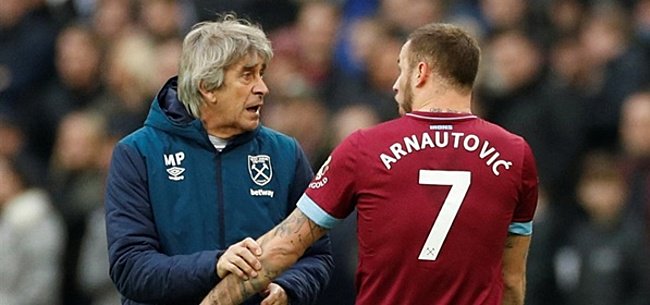 Woedende Arnautovic ziet transfer uiteen spatten #whufc #westhamunited http://www.soccernews.nl/news/537051/woedende_arnautovic_ziet_transfer_uiteen_spatten …
