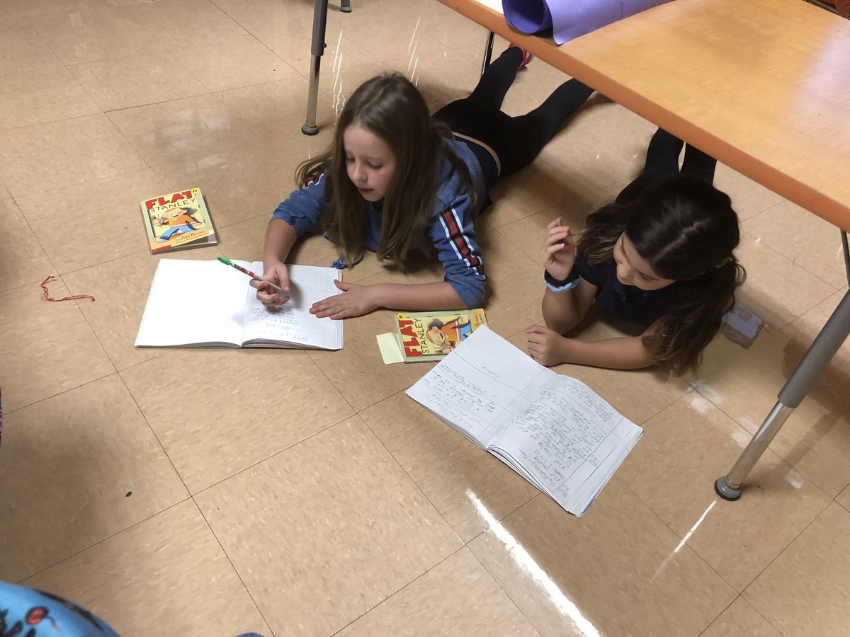 MrsReeceSPE's tweet photo. 📚Book partnerships📚Very proud of these kiddos who have been working with chapter books with a partner. Great discussions happening!💗 @SunsetPalmsElem #reading #storyelements #funin2ndgrade https://t.co/NbD21PEigO