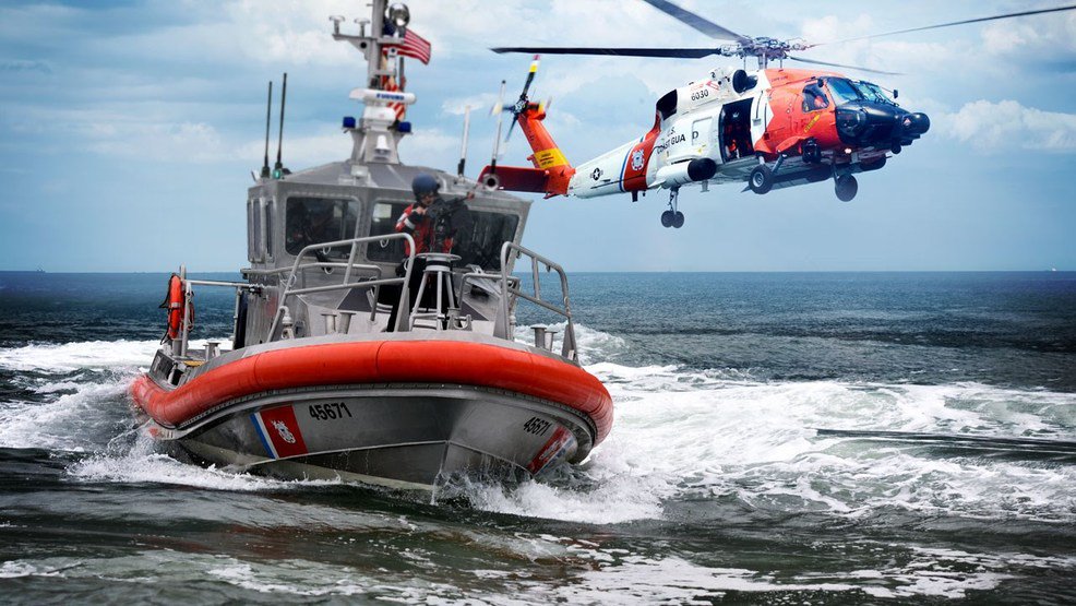 AugieStuff's tweet photo. The United States Coast since 1790 "To fight to save or fight to die..." #WeAreTheWall #paythem @USCG #coastguardvet #SemperPar https://t.co/jvg6EwHHBF