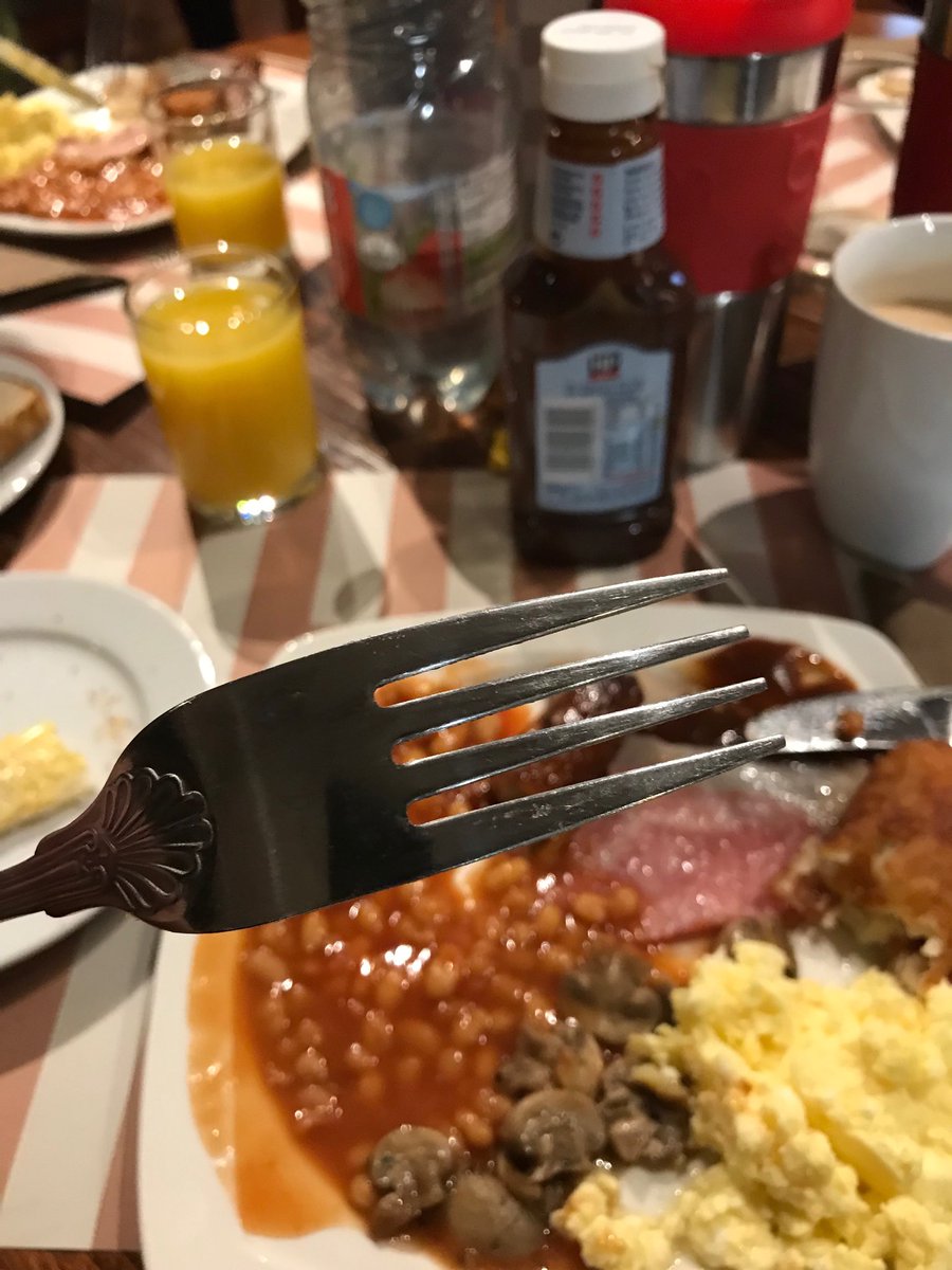 stuartcyclework's tweet image. #worlds biggest fork at the Camponile Birmingham ... Extended over half the plate 👍
