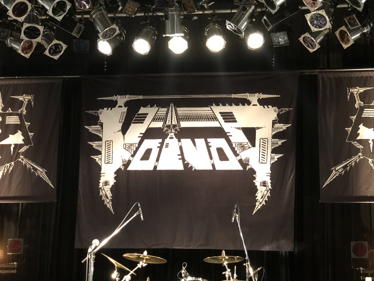 Meg Ironarmor Voivod 1 Friday Jan 18 Shibuya O West 19年の初 メタルliveはvoivodでした 本当に急遽決めたので殆ど予習無しでしたけど 行ってよかった やはりメタルは楽しいです ファンクでサイケでスラッシー 大人のバンドだけどエネルギーも