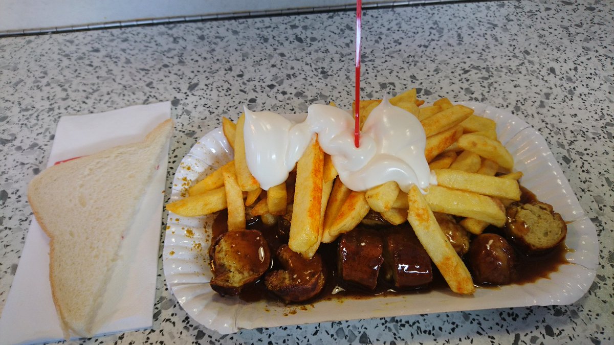 Nach der Weihnachtspause endlich wieder ein normaler Currywurst Freitag auf dem Wochenmarkt in #Hamburg #Wilhelmsburg
