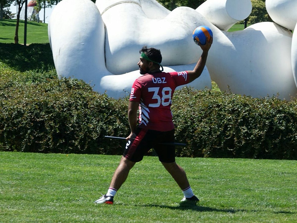 4SAPS
Umut Baran ZORLU
#1
Kovalayıcı
BOUN Renegades

"I see tanks outside Faruk, what gives, is there a celebration?"