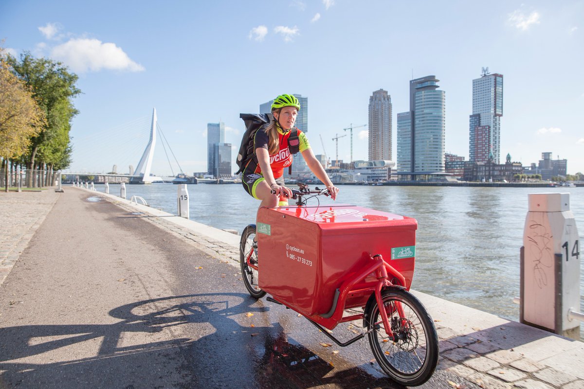 Werk jij met vrachtfietsen of klein elektrisch vervoer? De LEVV-NL enquete staat nog tot eind januari uit. Draag bij aan meer kennis over LEVV via: logistiekenquete.hva.nl/index.php/surv…