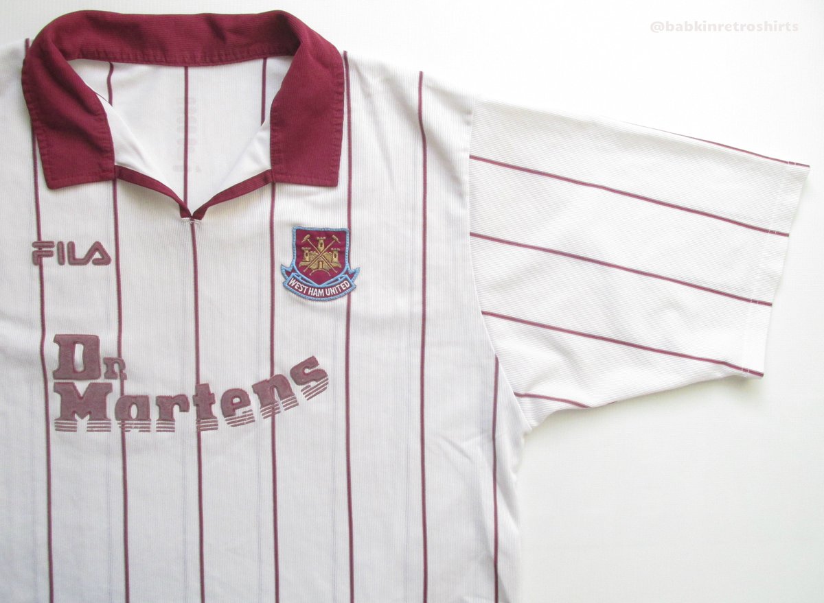 2002/03 @WestHamUtd away #footballshirt by @FilaUK
https://ebay.to/2Cw8jgt
#WestHam #WestHamUnited #WHU #WHUFC #drmartens #classicjersey #vintage #vintageforsale #FILA #hammers #premierleague #london #jersey #jersey4sale #babkinretroshirts