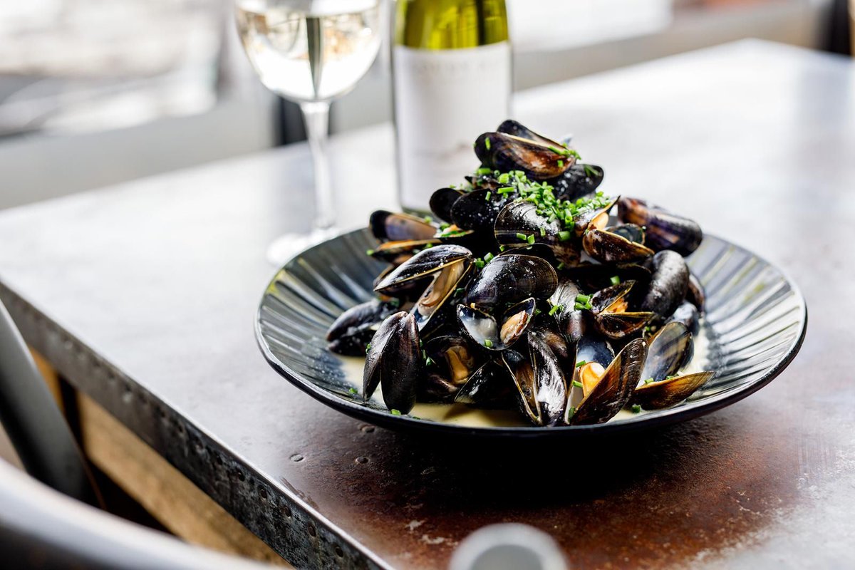 elpescador_swan's tweet image. Life is too short to live for the weekend, so start your weekend early and join us today to taste some of the best seafood around 🐟
We're now serving light bites and brunch from 11am Tuesday - Sunday  🍽️
#fishcounter #seafood #fresh