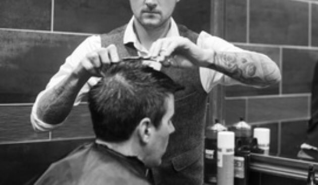 .
.
.
#barber #hair #haircuts #barberjobs #barberlove #barberlife #barbering #barbernet #barbernation #barbercareers #barberfam #barberuk #barbercrew #barberflow #menshair #ukjobs