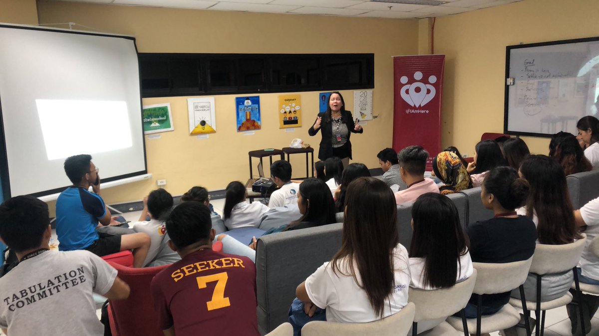 iamhereiit's tweet photo. Session 3: #Goals: Setting and Management 

We had a worthwhile discussion about our life goals with the Head of Guidance and Counseling Center, Ms. Evelyn Dominguez. Thanks to all who attended and shoutout to Ideya for hosting us. 

Kitakits again! 💚 #IAmHere https://t.co/kbK2WpAOC0
