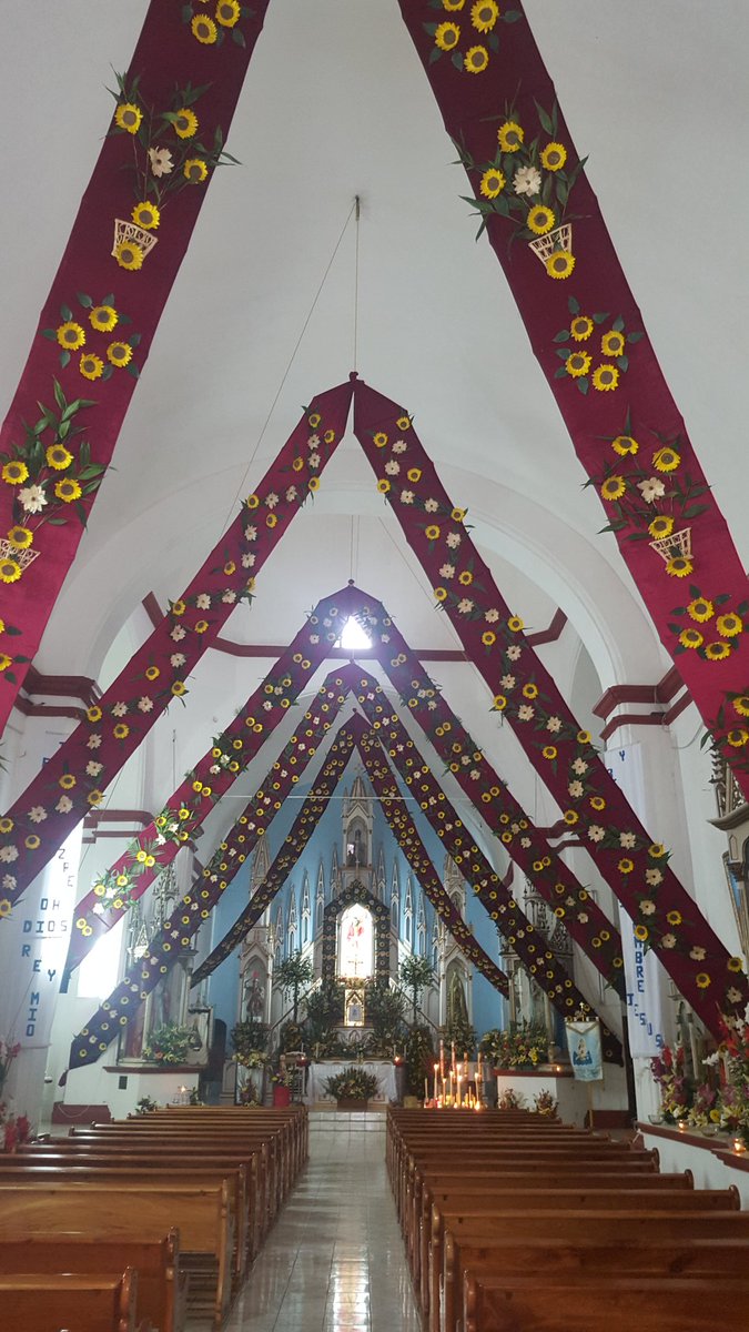 LuisHerSanchez's tweet photo. Con el encanto y tradiciones de #VillaTaleadeCastro y el agradable clima del pueblo.
#OaxacaLoTieneTodo https://t.co/5T0Ga7k9Wt