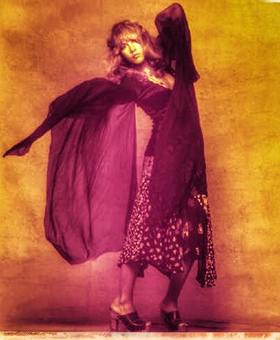 Sunrise Witch
#StevieNicks #FleetwoodMac #beautiful #vintage #70s #80s #follow #ChristineMcVie