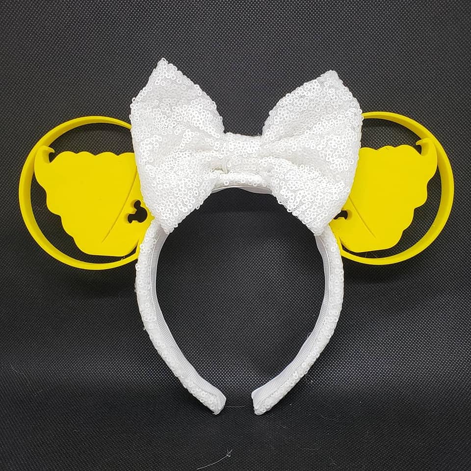 DawnMBeauS's tweet photo. Check out the Dole Whip Disney Ears you can win today on Free Ear Friday at the Enchantly Shop Facebook or Instagram page https://t.co/Pw4Y44PVsl #FreeEarFriday #EnchantlyShop #MickeyEars #WaltDisneyWorld #Disneyland #DisneyWorld #DisneyLife #AllThingsDisney #DisneyJunkie https://t.co/8gnyMNPl6g