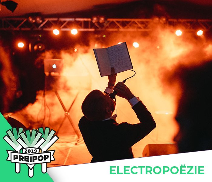 Preipop's tweet photo. | Electropoëzie |
Het Groningse fenomeen Electropoëzie komt naar Preipop! Glij van je glitterglijbaan, feest en verwonder bij deze hele toffe act!

Foto: Hans Jellema https://t.co/gZW4B4CMN5
