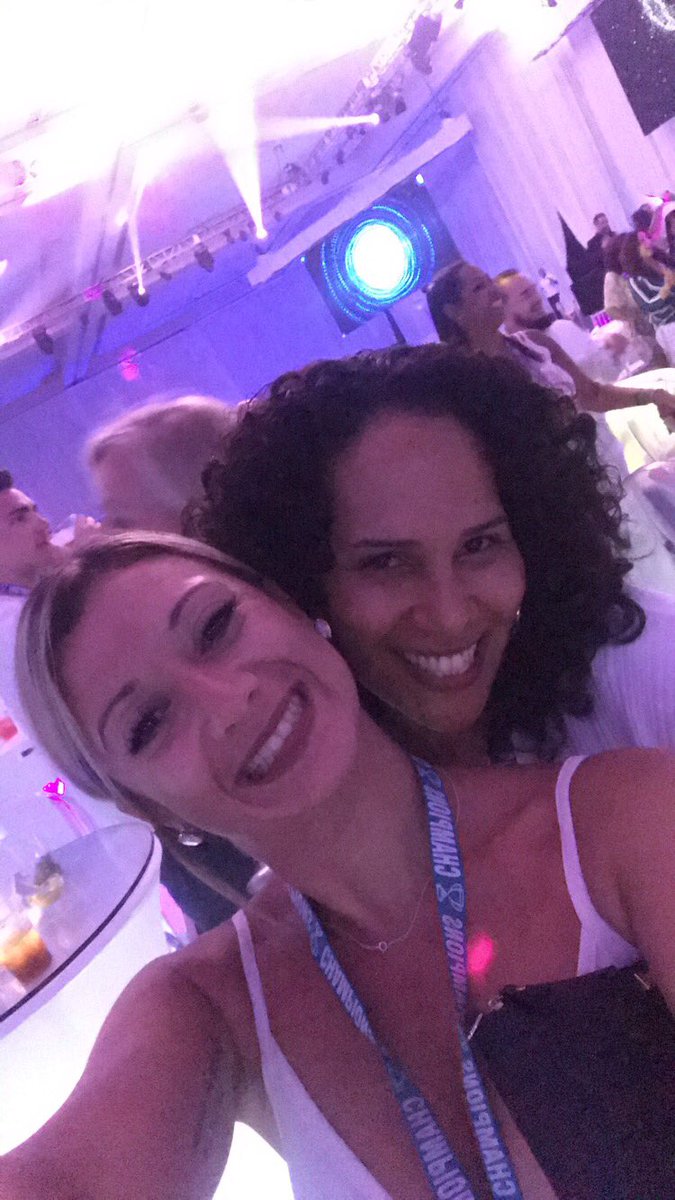 kaynicastro's tweet photo. It’s an honour to work for such an amazing organization that recognizes you. Thankyou so much! #Champions19 https://t.co/h3XnZL6ymA