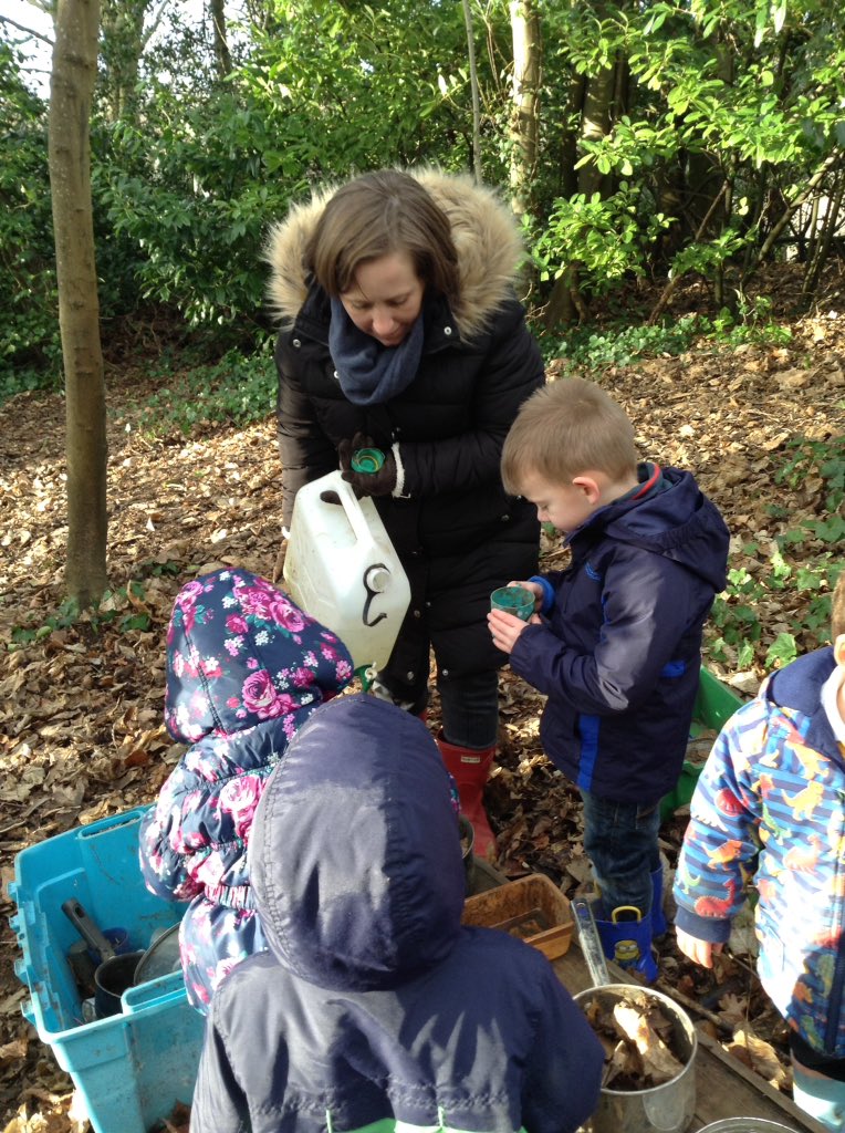 StHilarysEYFS's tweet photo. First day of Kindergarten Forest School @StHilarysSchool Lots of fun and #outdoorlearning in the woods! https://t.co/CdsgN5uXDW