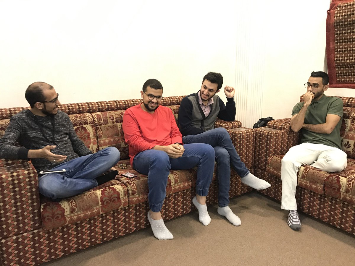 BookF_Q's tweet photo. صور مناقشة رواية:

" الحب في زمن الكوليرا " 
التي أقيمت مساء الخميس ١٧ يناير ٢٠١٩ في مركز افاق بسيهات https://t.co/q8fhikZXEK