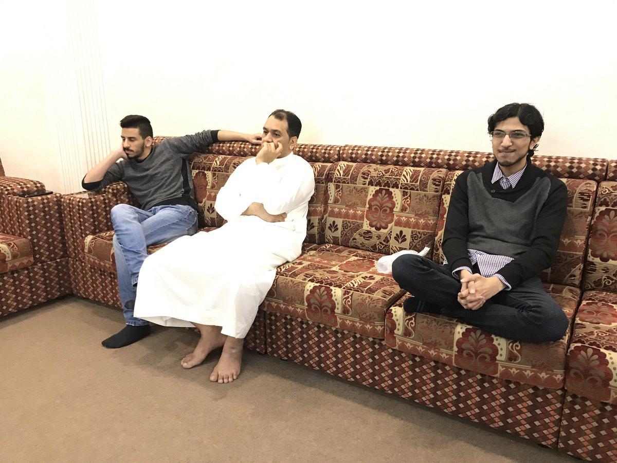BookF_Q's tweet photo. صور مناقشة رواية:

" الحب في زمن الكوليرا " 
التي أقيمت مساء الخميس ١٧ يناير ٢٠١٩ في مركز افاق بسيهات https://t.co/q8fhikZXEK