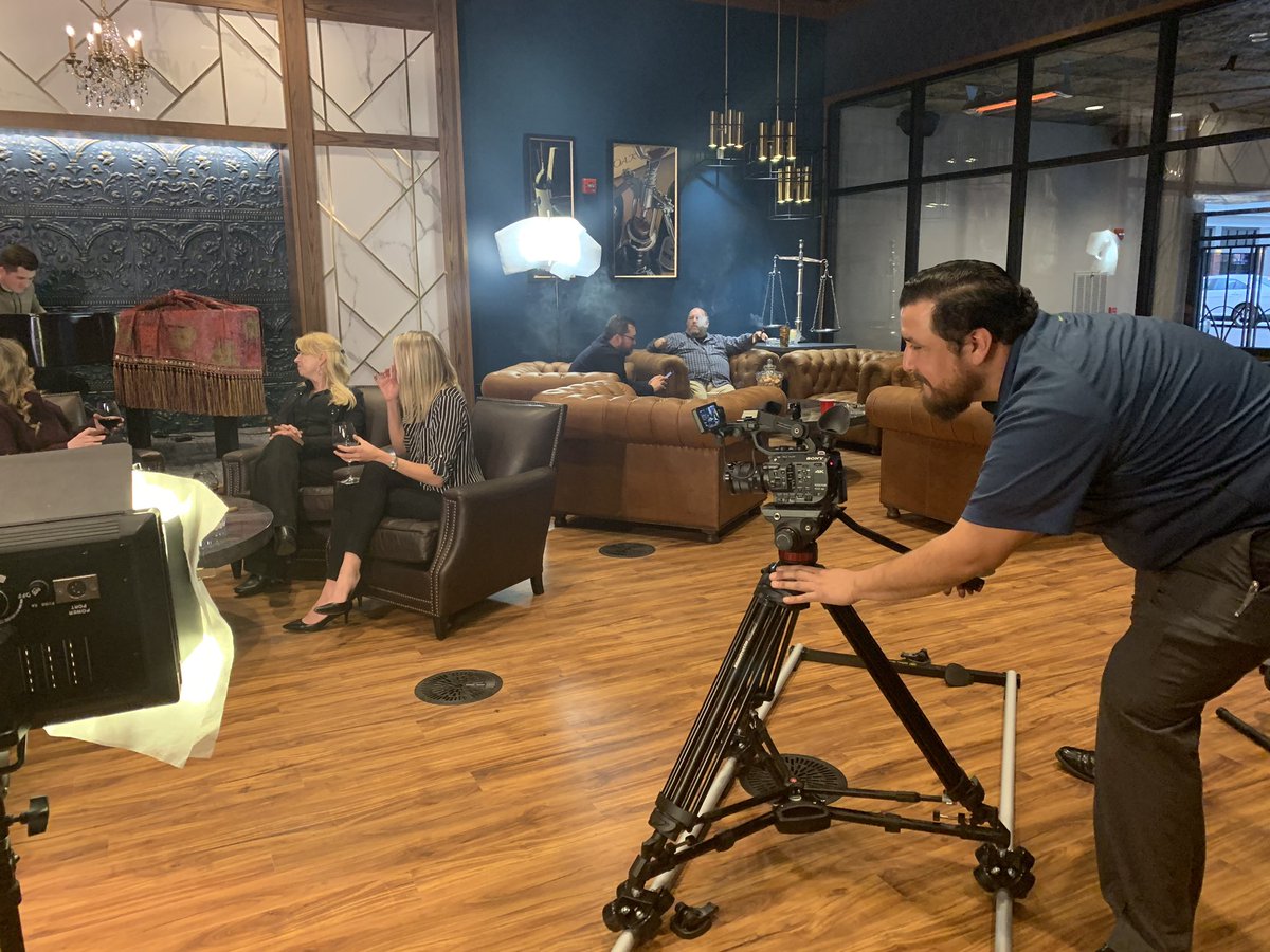 BodHighPro's tweet photo. Busy day in Downtown Fort Smith filming a commercial for 906 Lounge -Cocktails and More as they get ready for their grand opening tomorrow Saturday 19th.

#Cigars #Cocktails and #Local #Video https://t.co/exXktuJbd6