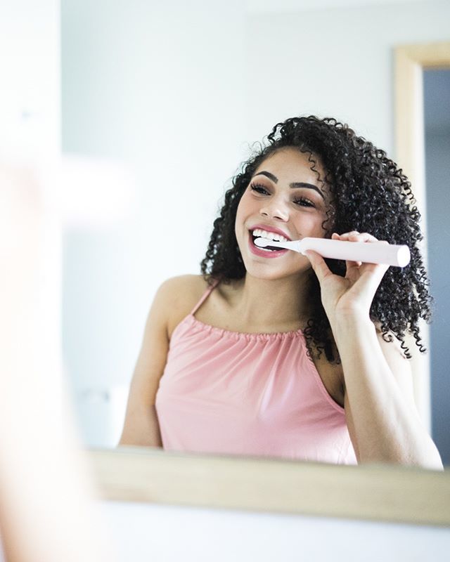 bruushsupport's tweet photo. You can be all smiles too when using #bruush - with multiple cleaning modes we are guaranteed to keep you looking and feeling your best. For more information visit https://t.co/TgRw4kyf6b https://t.co/J5gcvbAku5