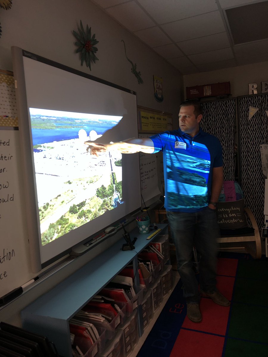 iteach4coffee's tweet photo. Thank you to Ryan Burke from Comanche Peak Nuclear Power Plant for helping us understand another energy resource.  The class loved your rendition of Skippyjon Jones!!@FlowerMoundES #StarringFme2nd #FMEfamily2018 https://t.co/5cqoyU8DL1