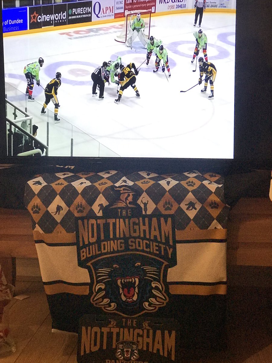 AlicksRyan's tweet photo. Lets go boys! #dundeestarslive #crosscheckclothing https://t.co/hgPs3S9AKl