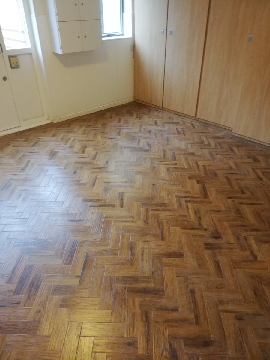 M2Flooring's tweet image. Karndean parquet install