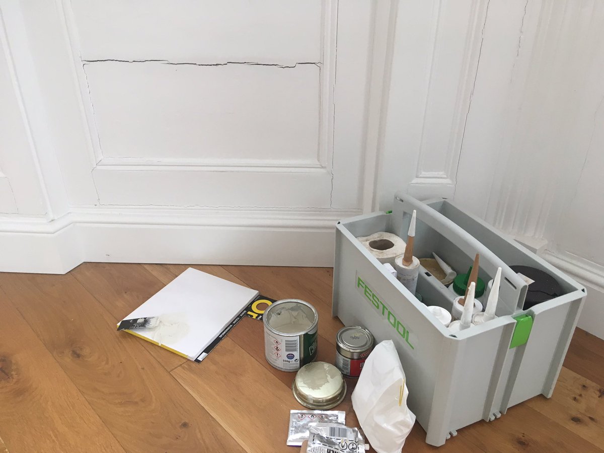 BuryRepairs's tweet photo. A good day today, working in a lovely Georgian house, making good use of my Repairs tote. Got to love systainers. #handyman #systainers @ElaineMouse1 @NowtonCourt @baytreecafe https://t.co/dpi4dJyZIF
