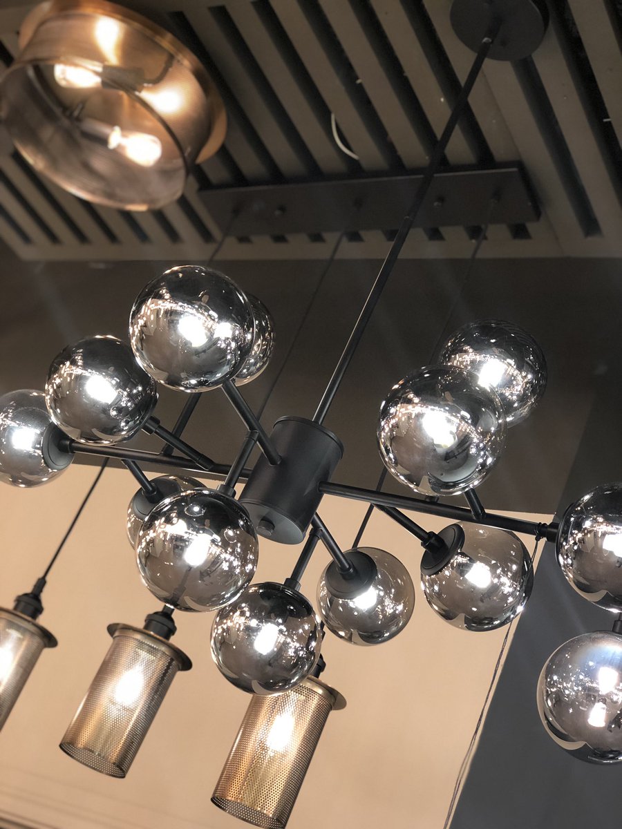 sararosebell's tweet photo. Black is a hot #trend for #2019! Stop by @canarm.ltd #TM3934 @dallasmarket to see this stylish finish in person. #Lightivation #IAMCANARM https://t.co/RvRoRrqF1x