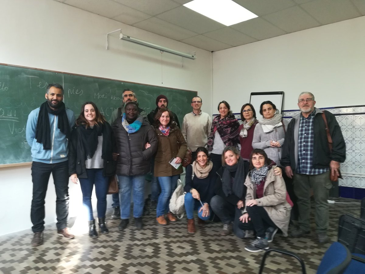 MyTSocial's tweet photo. El #AreadeInclusion de @ValenciaCaritas de visita en el @sjm_vlc, entidad con la que compartimos trabajo, ilusión y misión. https://t.co/N6mKZ46yQx