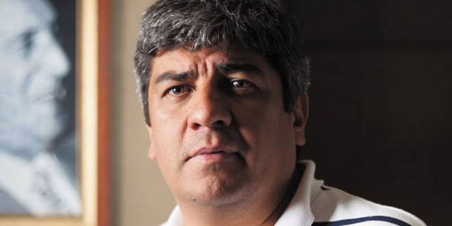 Pablo Moyano: "Para este gobierno, el pueblo debe elegir entre pagar la luz o comer, pagar el gas o remedios, para ellos son hechos de la vida. Hay gente pobre y gente rica, gente con oportunidades y gente sin oportunidades, es algo natural; así lo sienten y así nos gobiernan".