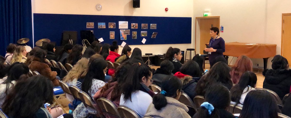 NWC_SixthForm's tweet photo. Thank you Mrs Spicer @NCGeogSquad for delivering another great session today on the #positiveproject. Year 12 girls are going into the weekend with mindful purpose and meaningful self-visualisation for the future! @GDST https://t.co/WqedULMzh9