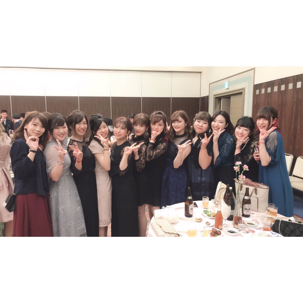 jblaaaav's tweet photo. 高校の同窓会ほんとーに楽しすぎた、もーやばい！ずっと余韻が抜けない🌞💖💖💖 https://t.co/psHLw78oMZ