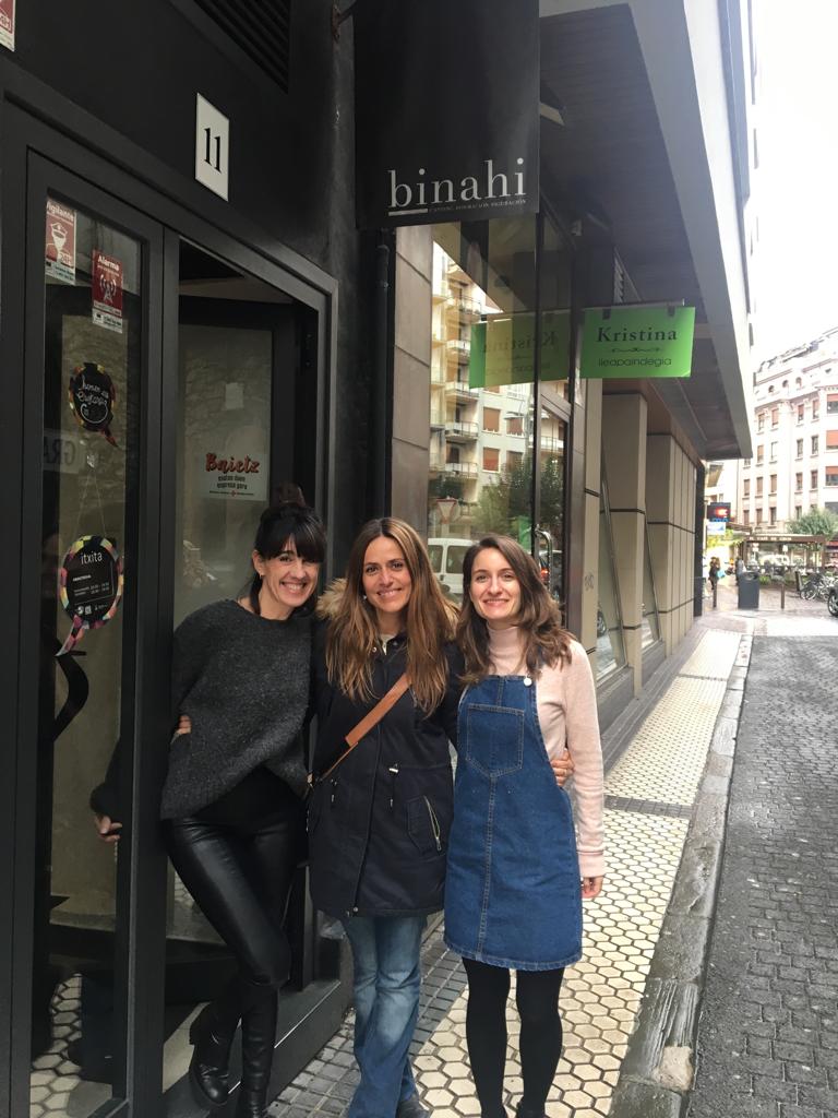 BINAHICASTING's tweet photo. Atzo oso bisita berezia izan genuen. Mila esker ITZIAR ITUÑO!!!
Ayer tuvimos una visita muy especial. Muchísimas gracias ITZIAR ITUÑO!!!

Primeran pasa Donosti eguna!!!!!
#binahi #binahiaakdemy #castingbinahi #itziarituño #raquelmurillo #lacasadepapel #inspectora #bikoizketa https://t.co/2img9VgwHx
