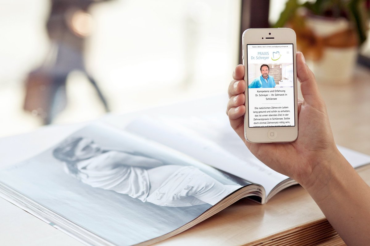 Regionale #Traditionen in die Zahnarzt-Webseite einfließen lassen? Kein Problem! Die #Zahnarztpraxis von Dr. Schreyer befindet sich in Schliersee in #Oberbayern – und die bayrische #Tracht findet sich auf Dr. Schreyers neuer #Webseite! bit.ly/2AQQXLd