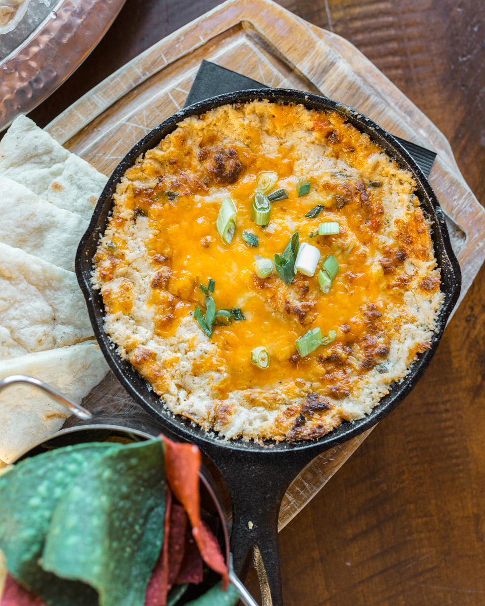 Dippin' into the weekend.

Our rockin crab dip is one of our favourite shareable apps!