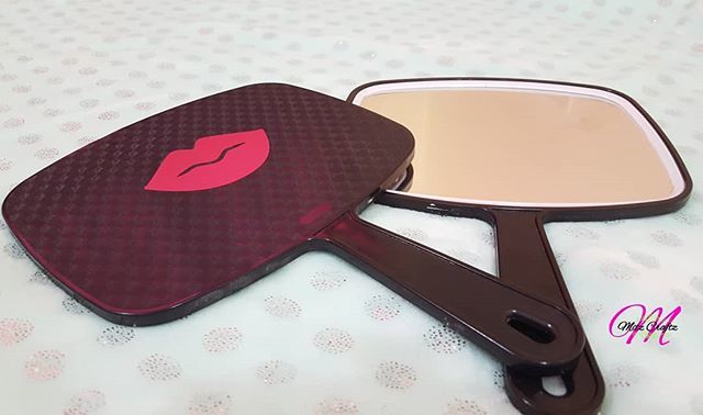 MitzCraftz's tweet photo. Personalised Hand held Mirrors done by @mitzcraftz
|
|
|
|
|
|
#mitzcraftz #shoplocaltt #buylocaltt #handmadeintnt #handmadeintrinidad #madeintrinidad #personalisedgifts #personalisedmirrors #personalisedmirror #customhandheldmirrors #customhandheldmirro… https://t.co/Gvuyy4Qm94 https://t.co/4xO60Ll69E