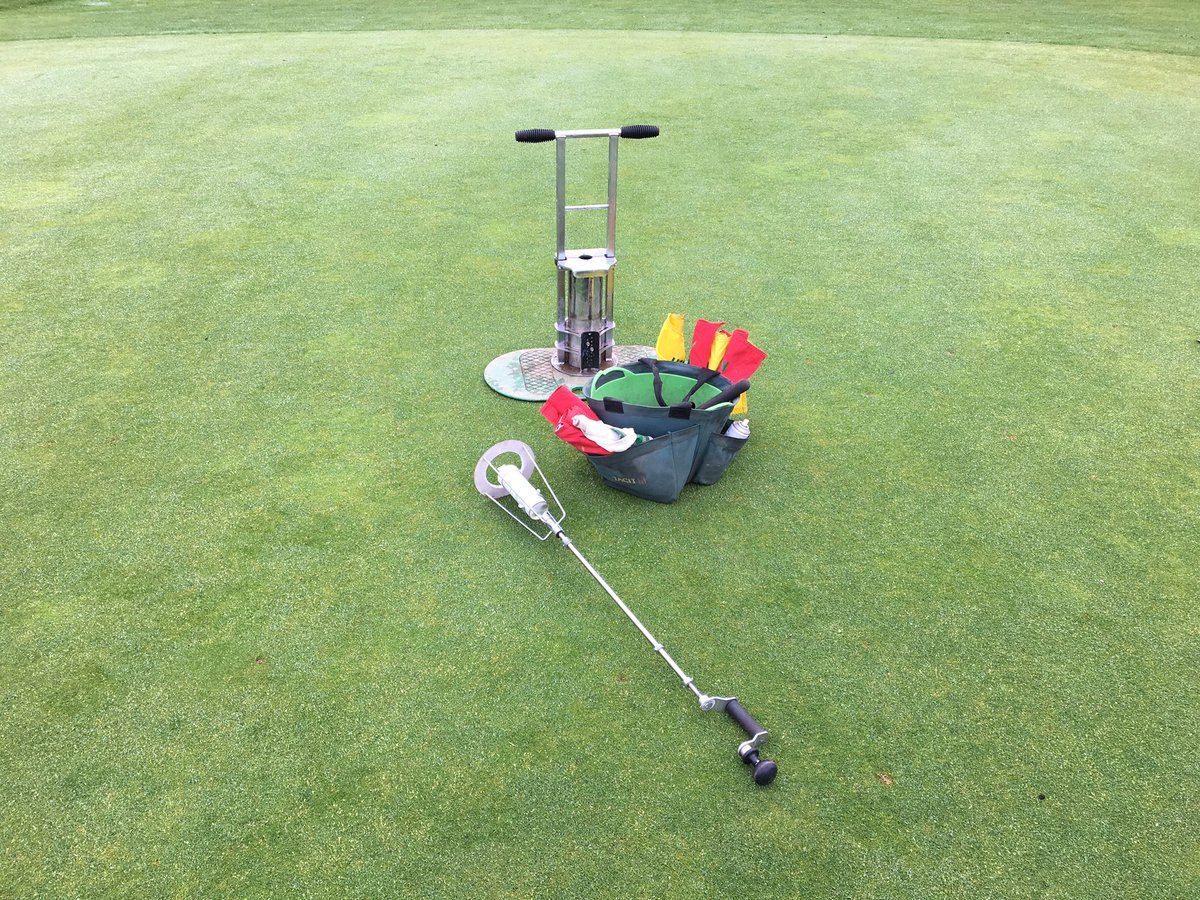 MarkSim93794378's tweet photo. Well this is one tool that doesn’t need replacing this year, our Railmaster is the best hole cutter we have used, produces consistency and quality cut every time #betterthentherest @bmsproducts #railmaster #greenkeeping @KingsdownGC https://t.co/aXAW5lTV4D