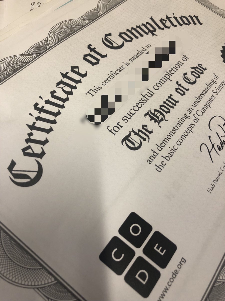 CanongatePS's tweet image. A big thank you to all the parents &amp;amp; grandparents who joined us in P6 this afternoon for #anhourofcode! We hope you enjoyed the challenge 💪🏼