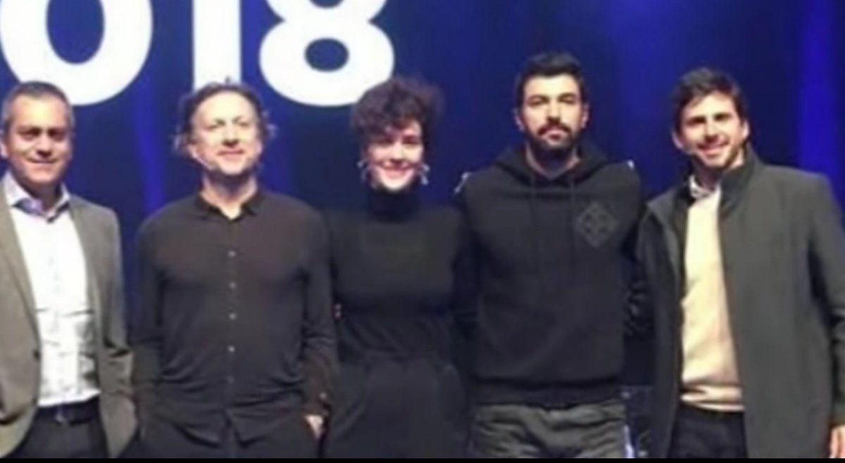 zulemadifrances's tweet photo. @nereinma @Artistanbul1 @ayyapim @medyapimresmi @_kafasinagore @biraskikihayat @SandyBarrient12 @Carp_Danielaa @LaMujerDeEngin @DearKerim @SoulNav1 @gralopez5 En #MARKA2018 y de acuerdo a lo expresado en conferencia de prensa por @darioturo Director de contenidos globales de @telefe creemos que en Argentina veremos #BirAşkİkiHayat en nuestros cines 📽️ #EnginAkyürek #BergüzarKorel https://t.co/xC9y5kY4aF