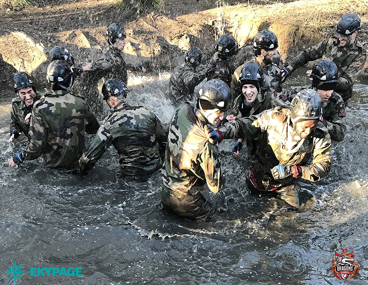 EKYPAGE's tweet photo. Notre team-building exclusif «Expérience Commando» a fait ses preuves avec des sportifs de haut niveau : imaginez-le maintenant adapté à VOTRE équipe ou votre entreprise ! VOIR LA VIDEO :  https://t.co/rdieIbaA0r https://t.co/7SDC6g0HEW