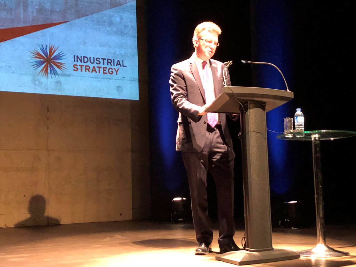 Today @DCMS_SecOfState gave his Value of Culture Speech where we had the opportunity to ask him about the promotion of #hospitality #Careers We look forward to discussing this further at our #apprenticeship event at the House of Commons in March.