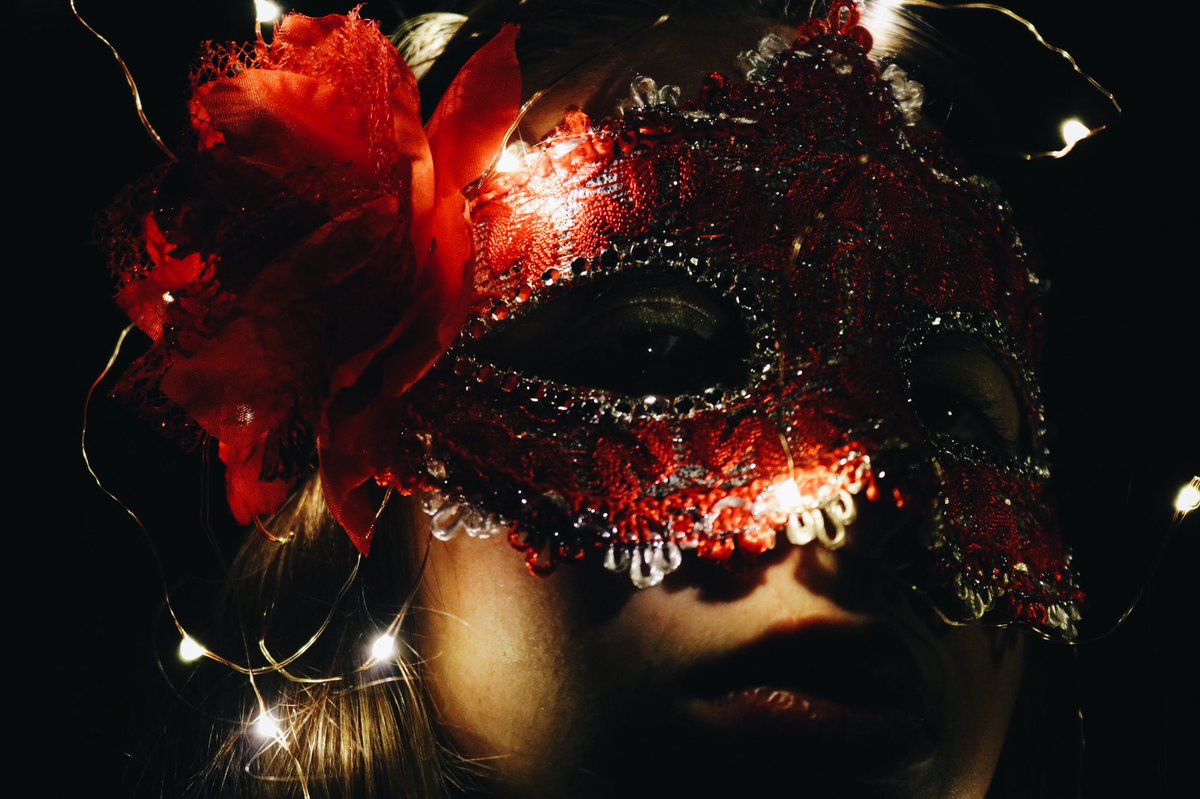 IWUSAC's tweet photo. Stay tuned for more information about Masquerade!! Coming this February. https://t.co/zna8GFormD