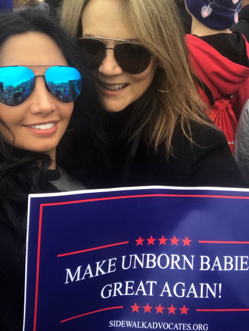 RepublicanChick's tweet photo. #BeAVoiceToTheVoiceless #WhyWemarch #MakeUnbornBabiesGreatAgain #IWillBeTheirVoice #SaveBabyHumans #OneHeartStopsAnotherHeartBreaks https://t.co/yl2gyCN5Cj