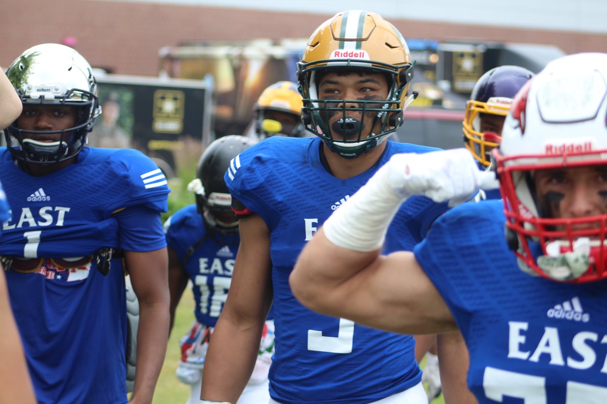 TheD_Zone's tweet photo. Attention players, coaches, and fans! It is time to nominate senior football players for this years MHSFCA / The D Zone East vs. West All-Star game (already over 100 players nominated).  https://t.co/jM3TAbAvuq https://t.co/H8zPMduVXK