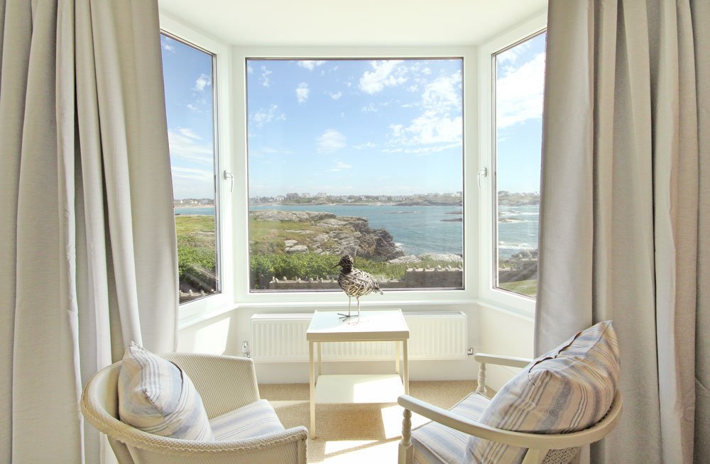 WeruWindows's tweet photo. Transform your home into an inspiring living space, just like this beautiful property in #Anglesey overlooking the stunning Welsh coast

#innovation #homegoals #roomwithaview #Weruwindows #Germanengineering https://t.co/qqFuKCJE5t
